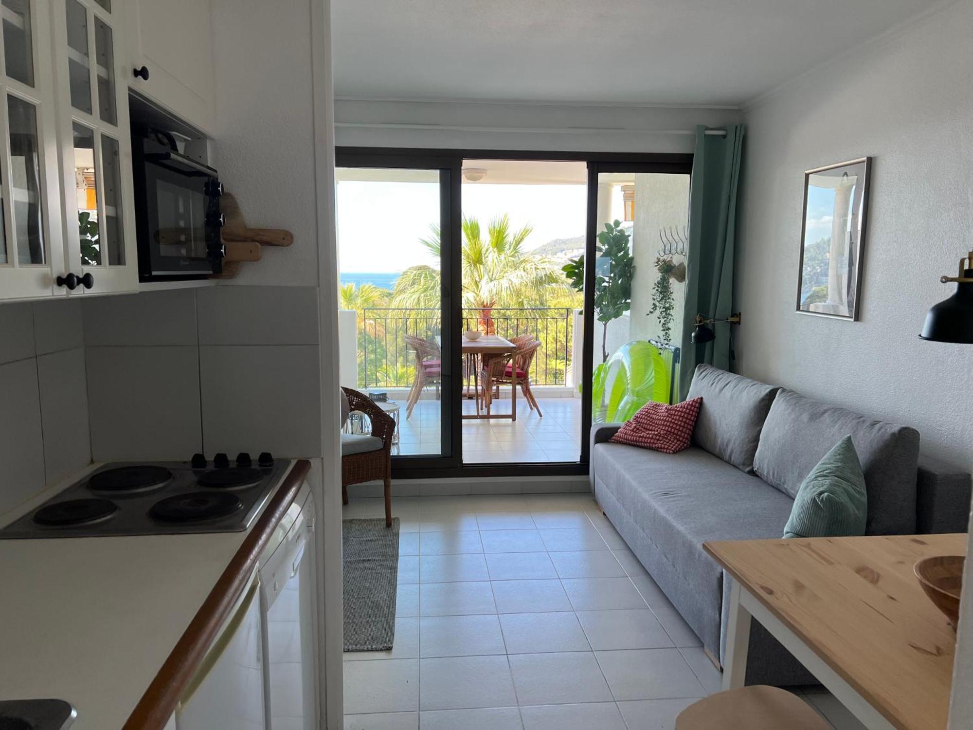 Apartamento Pool , 150m To Beach, Seaview